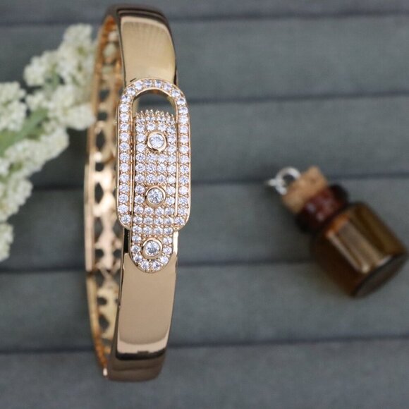 Elegant Rose Gold Safety Pin Style Bangle with Sparkling Stones, XPBL0525 - Picture 11 of 12